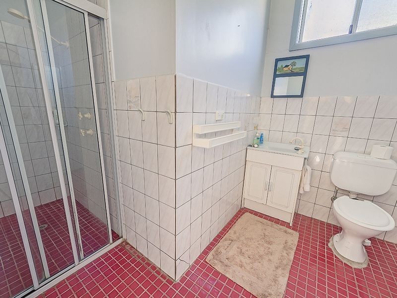.18 Parkes Street, Cowra NSW 2794