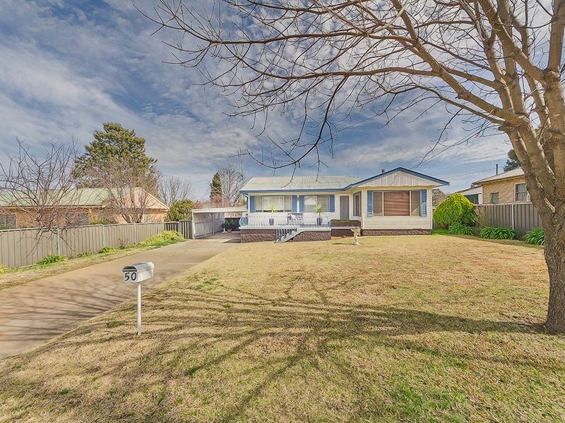 50 Lee Street, Cowra NSW 2794