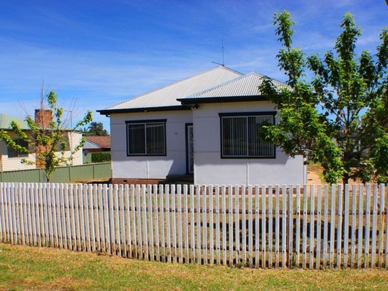 50 Kite Street, Cowra NSW 2794