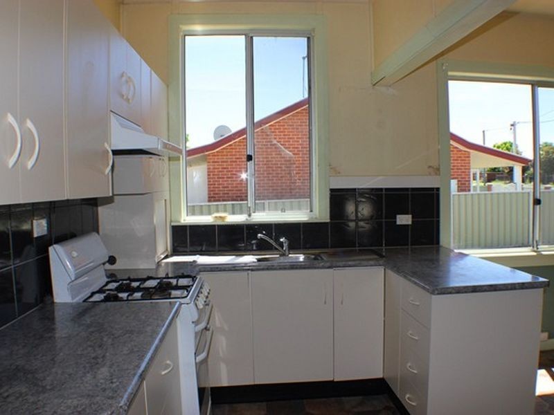 50 Kite Street, Cowra NSW 2794
