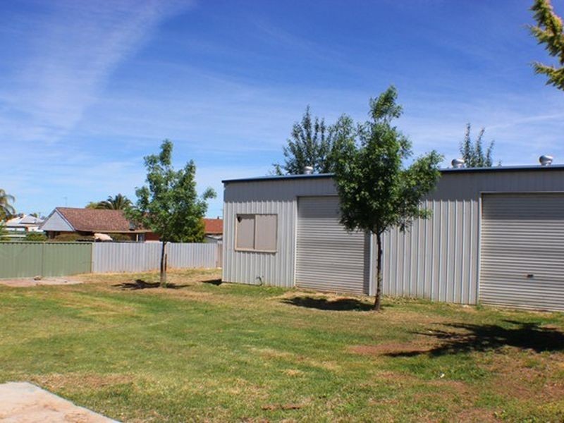 50 Kite Street, Cowra NSW 2794