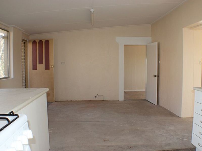 1 Flint Lane, Cowra NSW 2794