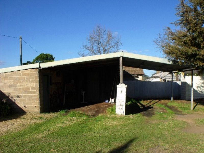 28 Argoon Street, Cowra NSW 2794