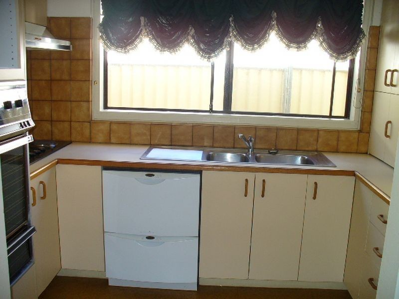 16 Waugoola Street, Cowra NSW 2794