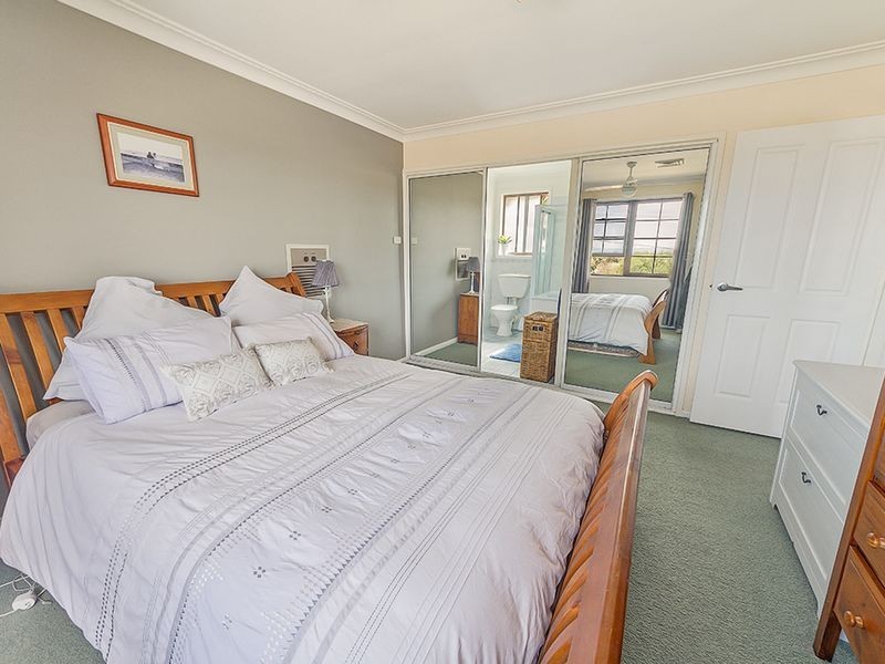 2 Taronga Drive, Cowra NSW 2794