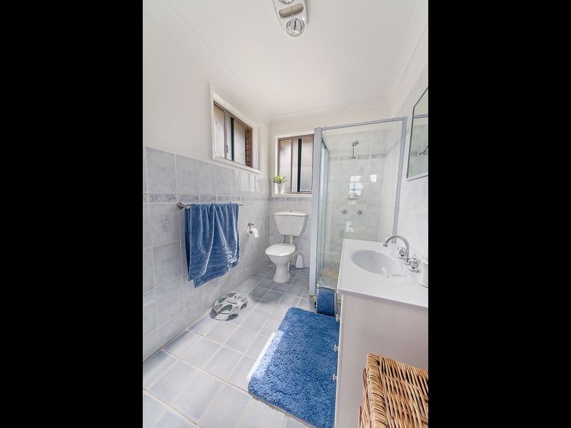 2 Taronga Drive, Cowra NSW 2794