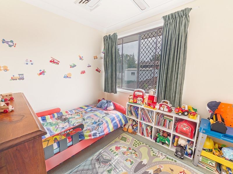 2 Taronga Drive, Cowra NSW 2794
