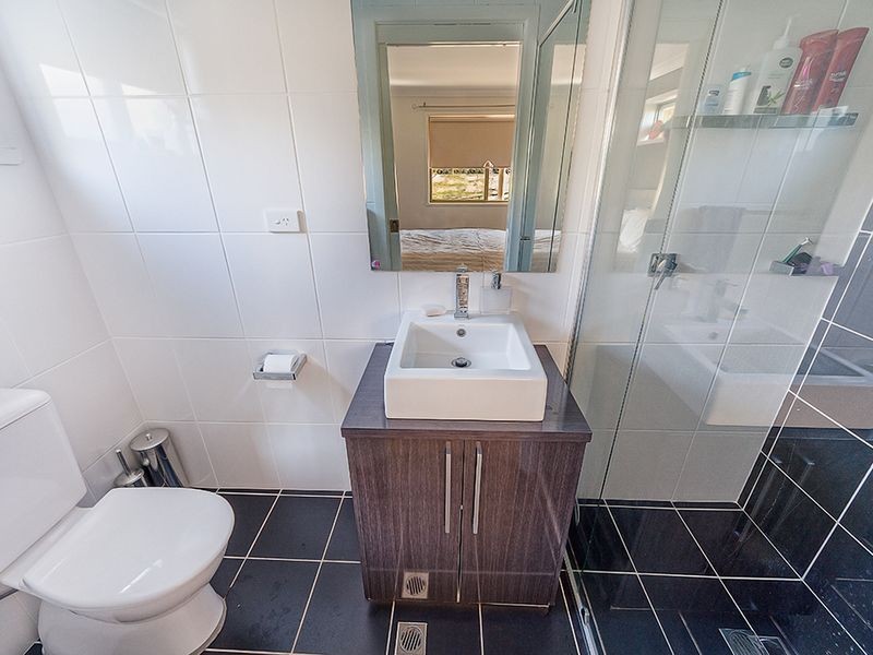 4 Phillips Street, Cowra NSW 2794