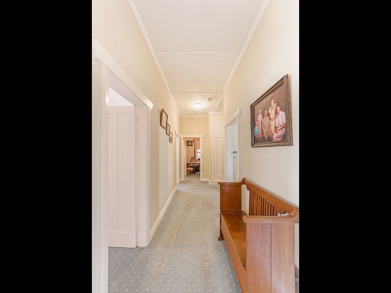 19 Coota Street, Cowra NSW 2794