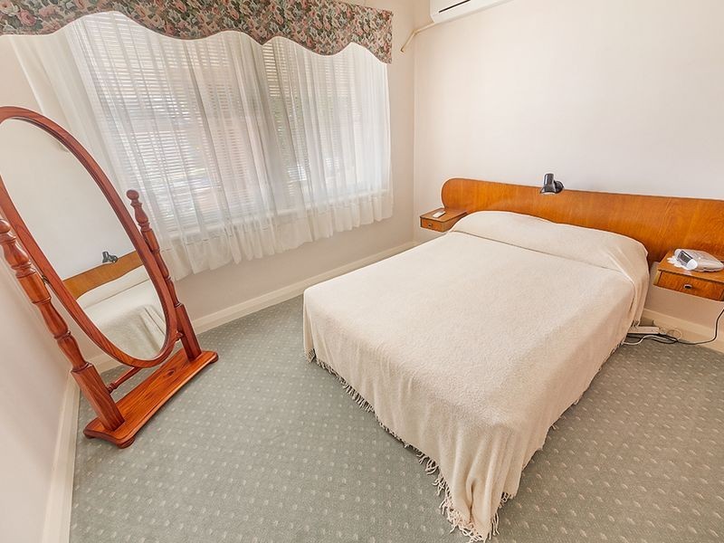 19 Coota Street, Cowra NSW 2794