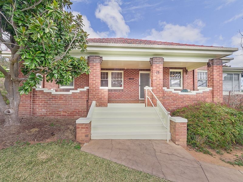 19 Coota Street, Cowra NSW 2794