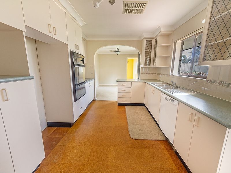 16 Rankin Street, Cowra NSW 2794