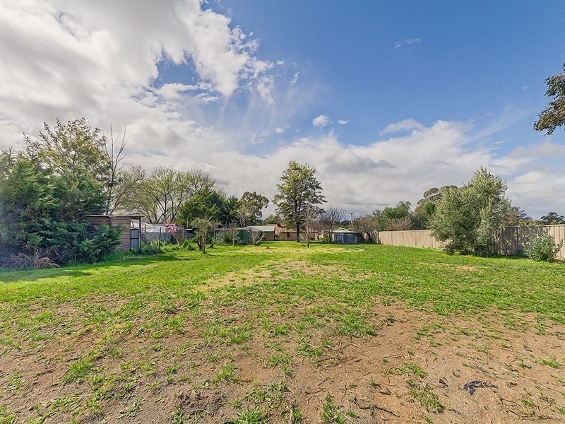 16 Rankin Street, Cowra NSW 2794