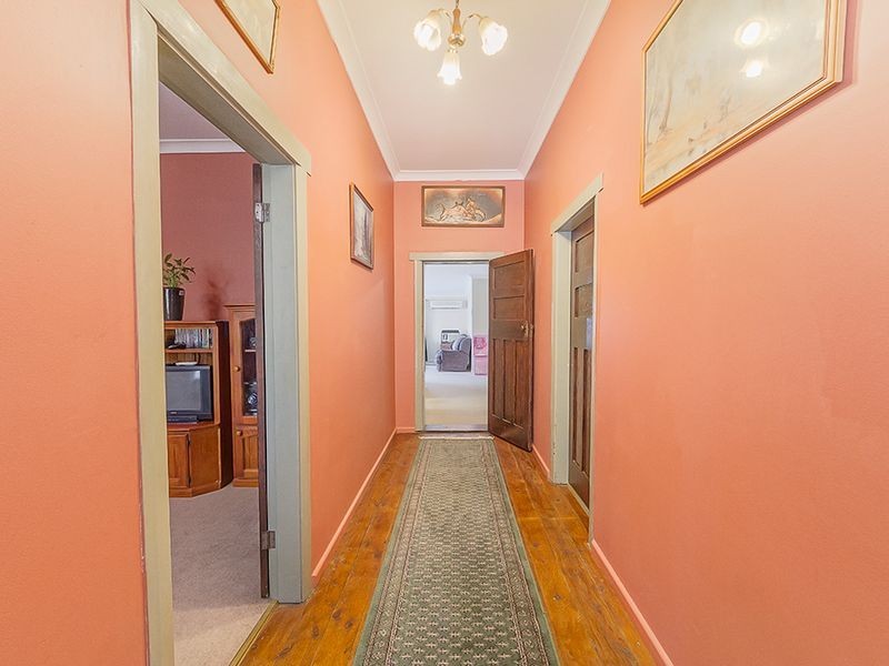 84 Darling Street, Cowra NSW 2794