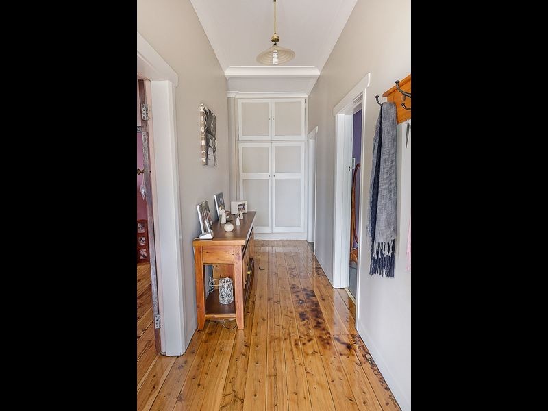 6 Smith Street, Cowra NSW 2794