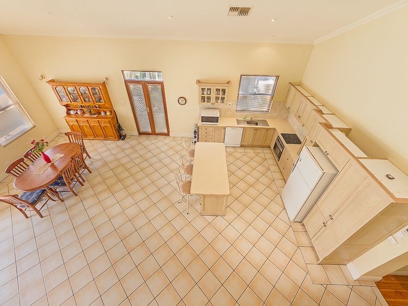 30 Vaux Street, Cowra NSW 2794