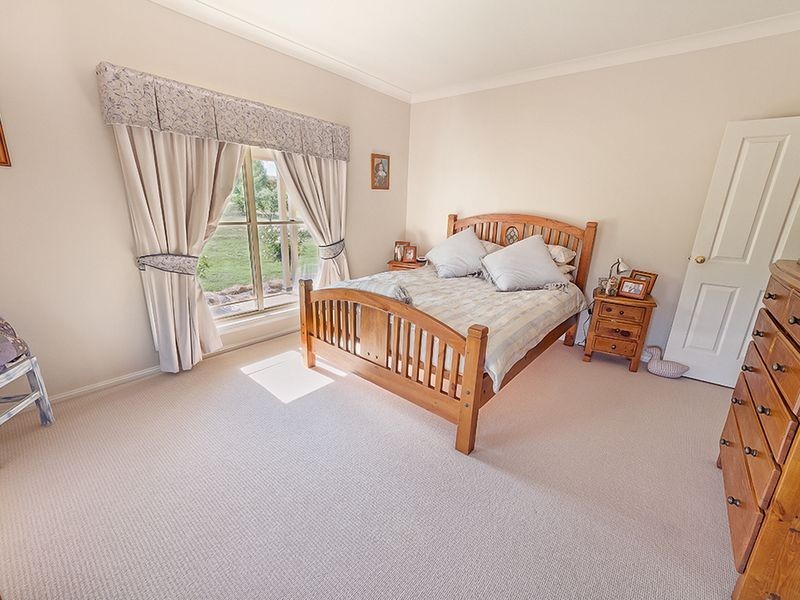 15 Battalion Drive, Cowra NSW 2794