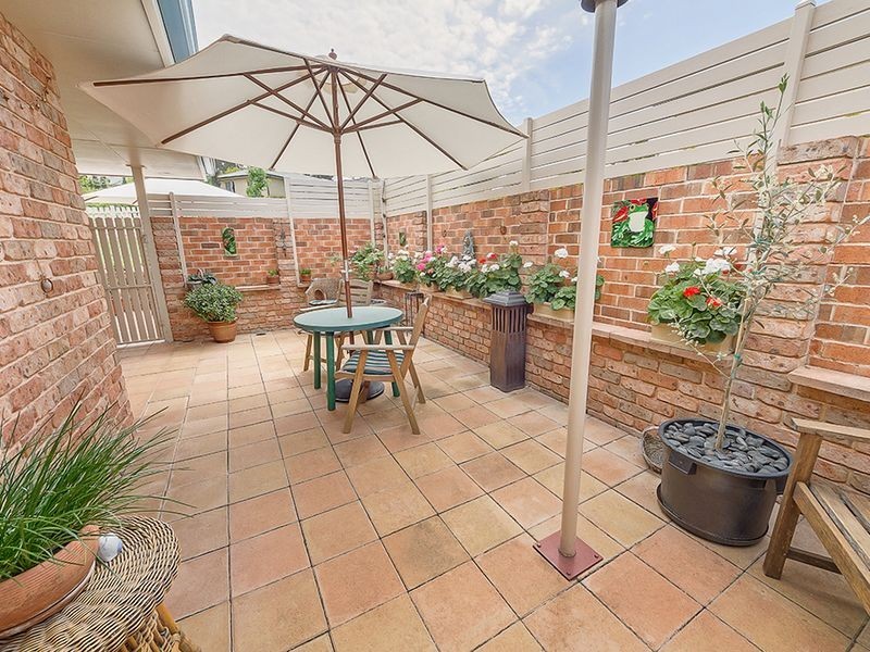 20a Acacia Circle, Cowra NSW 2794