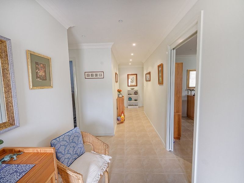 20a Acacia Circle, Cowra NSW 2794