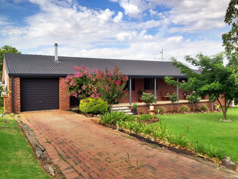 59 Evans Street, Cowra NSW 2794