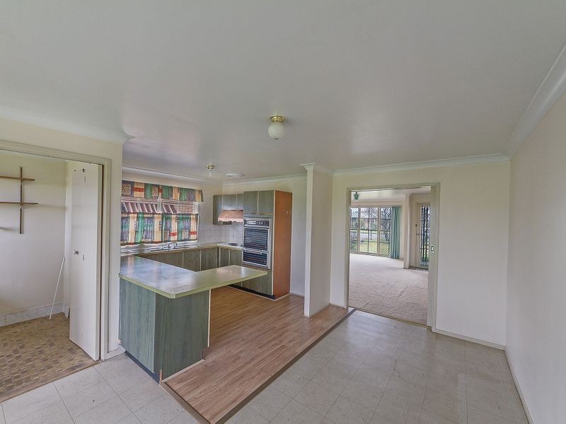 100 Lyall Street, Cowra NSW 2794