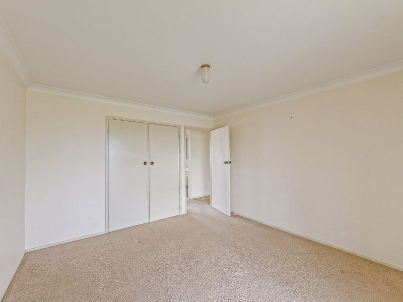 100 Lyall Street, Cowra NSW 2794