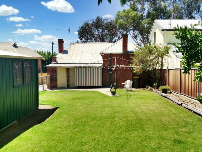 84 Fitzroy Street, Cowra NSW 2794