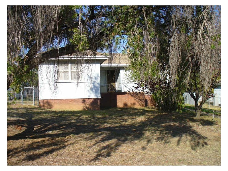 59 Lee Street, Cowra NSW 2794