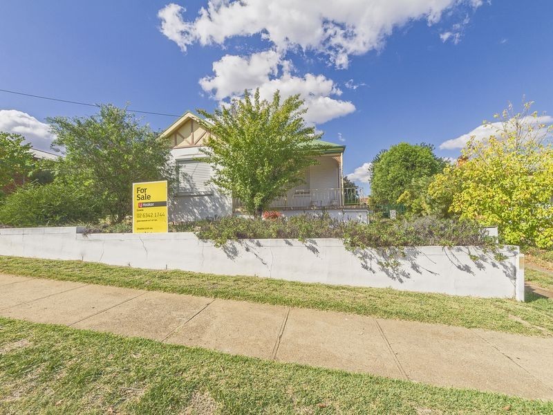 21 Lachlan Street, Cowra NSW 2794