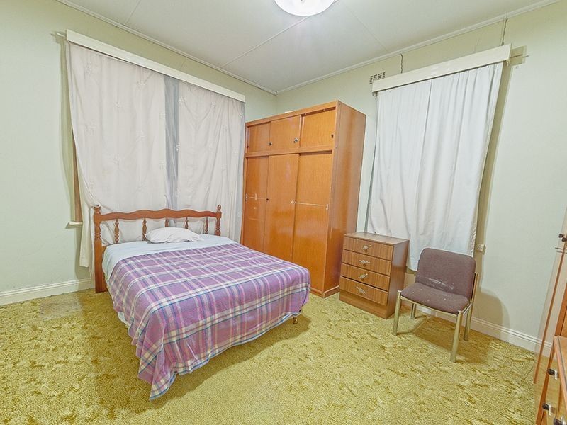 21 Lachlan Street, Cowra NSW 2794