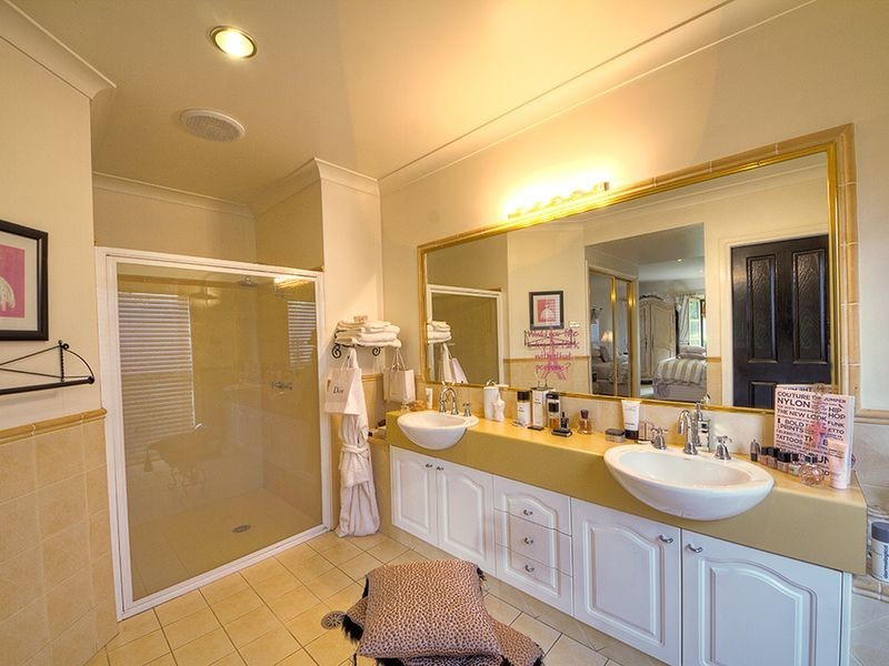 69 River Park Road, Cowra NSW 2794