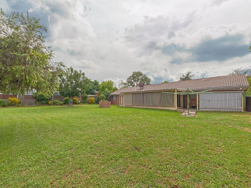 16 Flint Street, Cowra NSW 2794