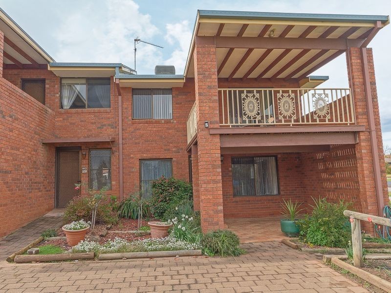 5/42 Evans Street, Cowra NSW 2794