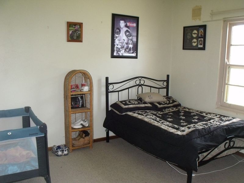 72 Lynch Street, Cowra NSW 2794
