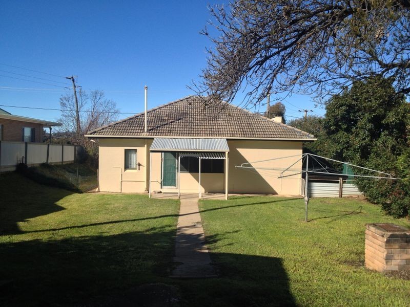 72 Lynch Street, Cowra NSW 2794