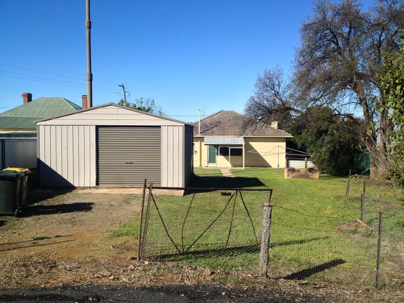 72 Lynch Street, Cowra NSW 2794