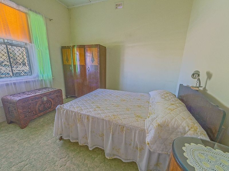 18 Vaux Street, Cowra NSW 2794