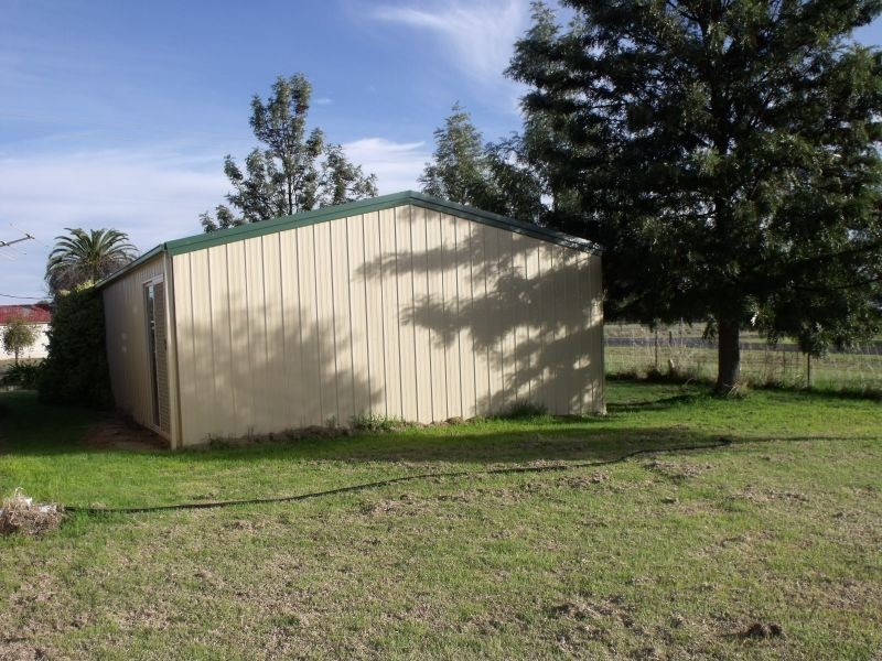 26 Robinson Street, Woodstock NSW 2793