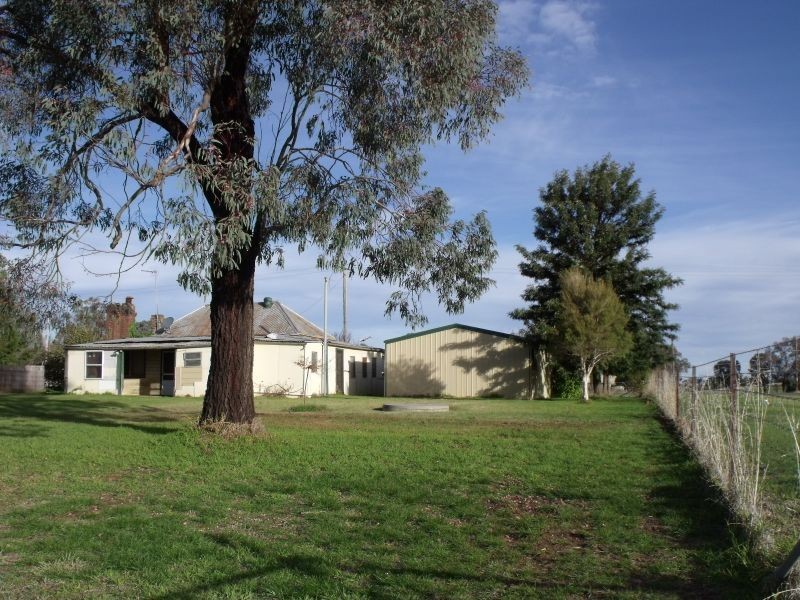 26 Robinson Street, Woodstock NSW 2793