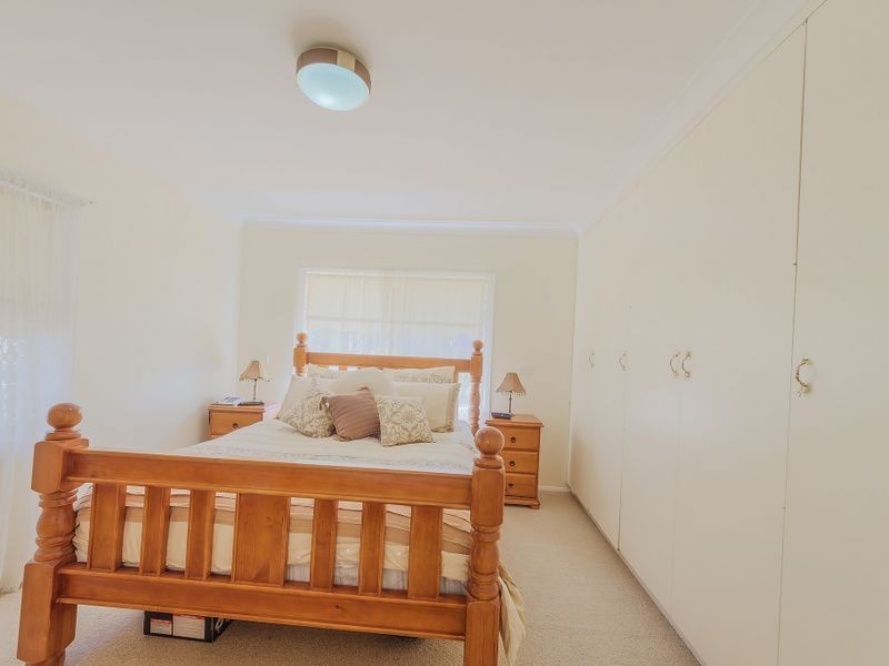 14 Comerford Street, Cowra NSW 2794