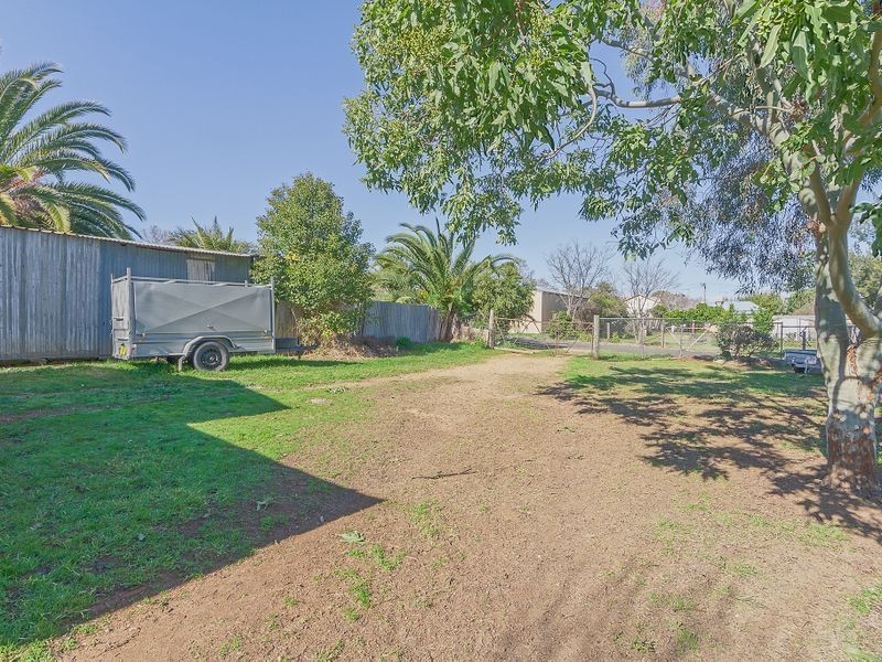 23 Macassar Street, Cowra NSW 2794
