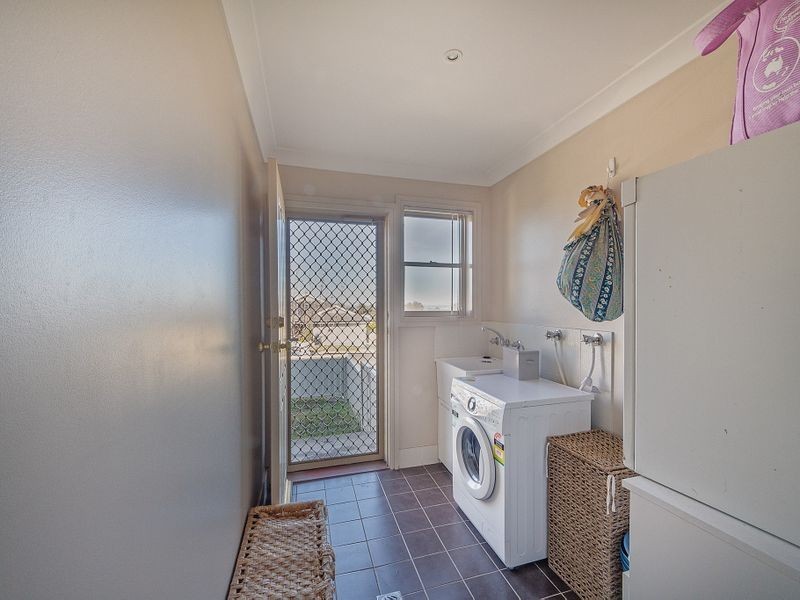 25 Acacia Circle, Cowra NSW 2794
