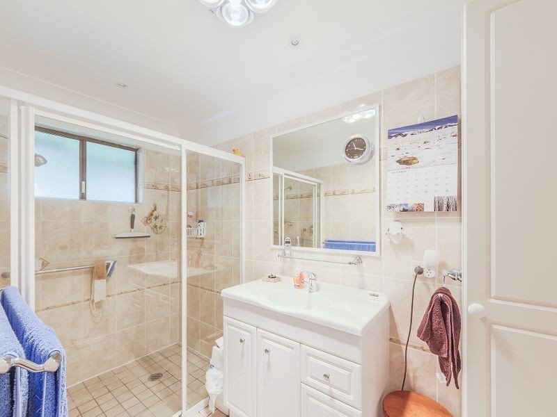 15 Taronga Drive, Cowra NSW 2794