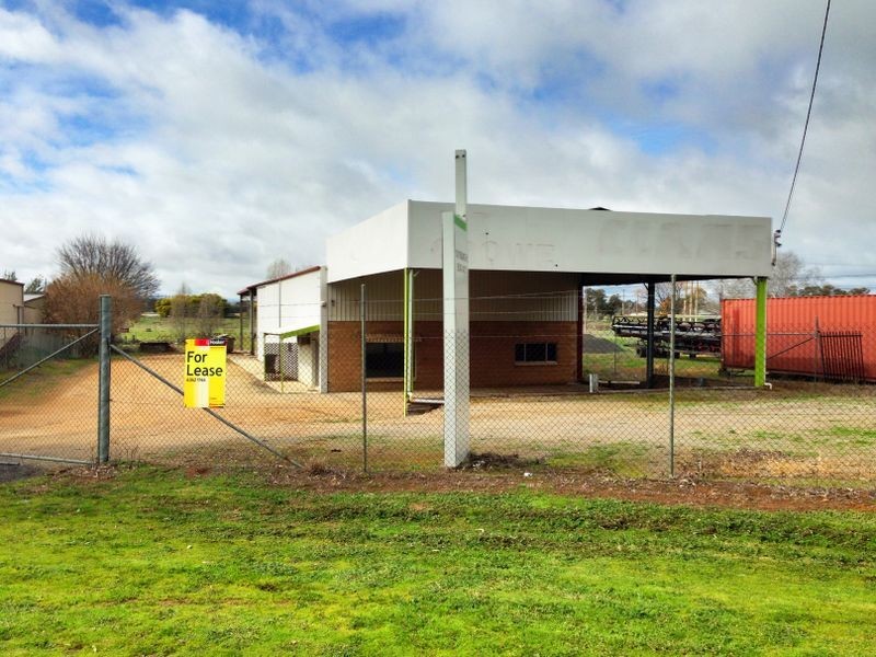 110 Young Road, Cowra NSW 2794