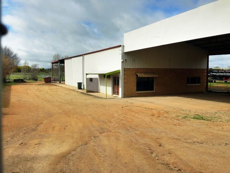 110 Young Road, Cowra NSW 2794