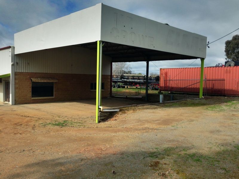 110 Young Road, Cowra NSW 2794