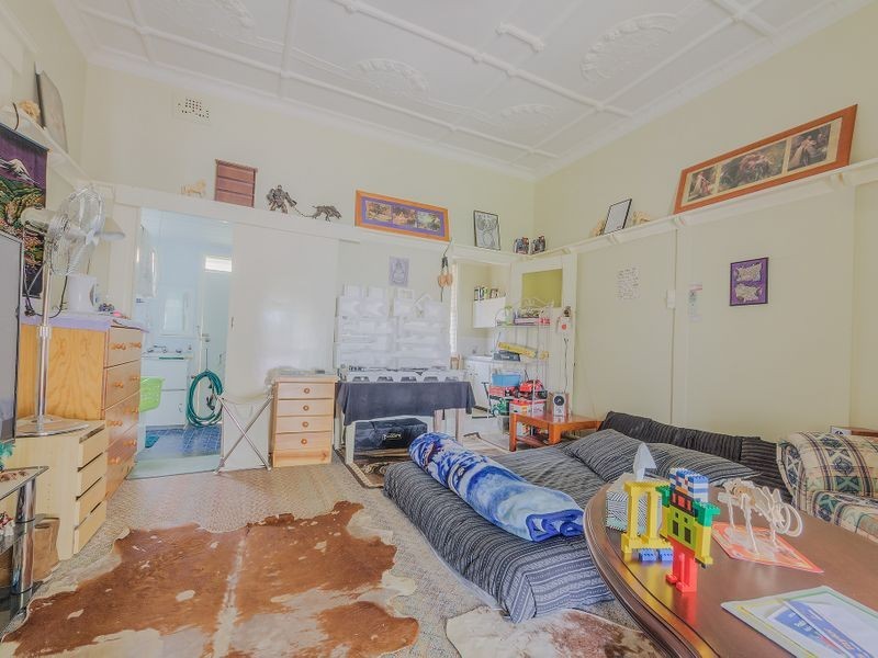 28 Argoon Street, Cowra NSW 2794