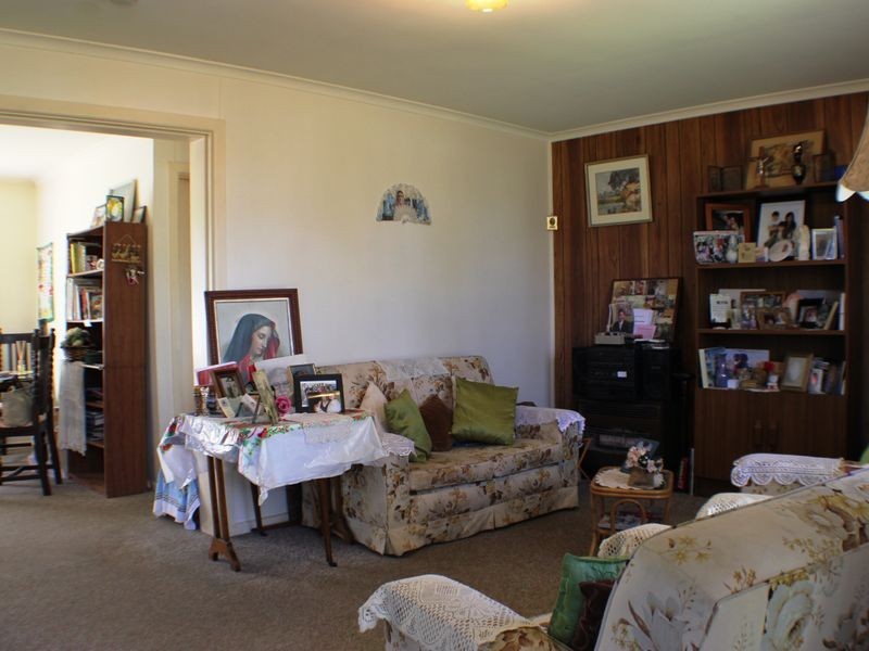 64 Lynch Street, Cowra NSW 2794