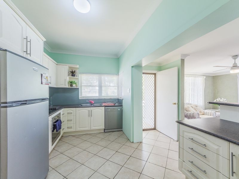 13 Lyall Street, Cowra NSW 2794