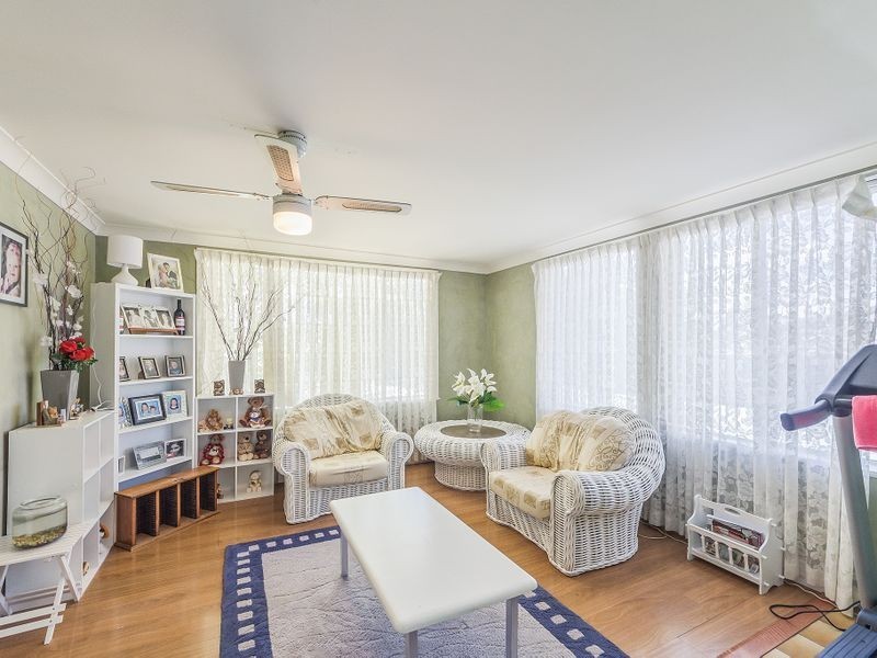 13 Lyall Street, Cowra NSW 2794